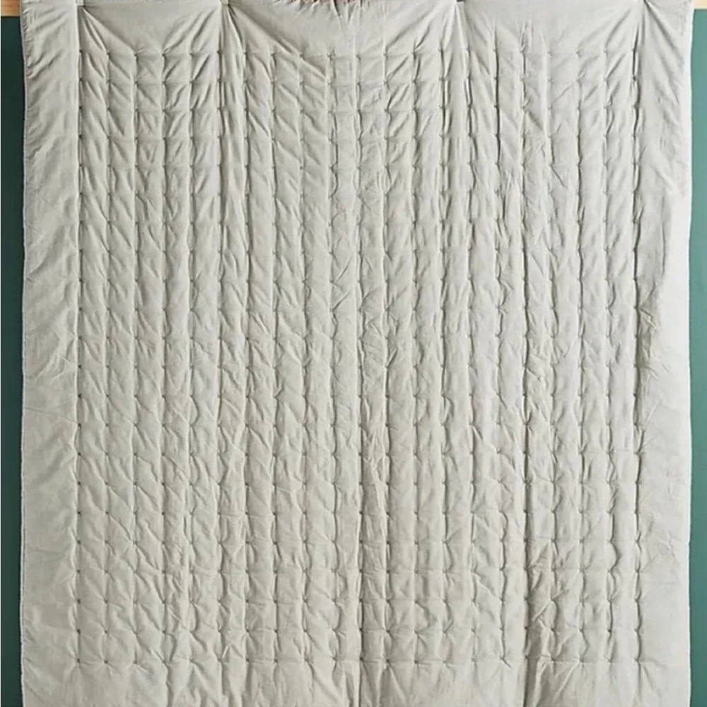 Anthropologie Velvet Emery Quilt Size King NWT